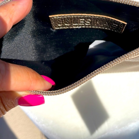Jules Kae Metallic Clutch Cosmetic Makeup Bag. - Picture 3 of 4